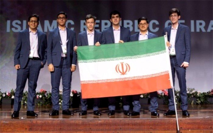 قدردانی رئیس کمیسیون آموزش مجلس از دانش‌آموزان المپیادی