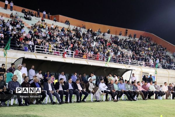 جشن بزرگ غدیر با اجرای سرود سلام فرمانده در امیدیه