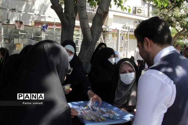 کارناوال جشن و شادی آموزش و پرورش منطقه ۱۳ تهران، با شعار من غدیری ام