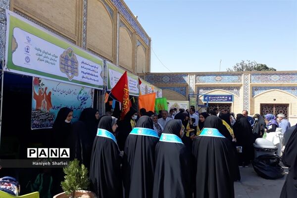 موکب فداییان ولایت سازمان دانش‌آموزی استان  فارس در روز عید غدیر خم