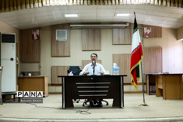 برگزاری کلاس‌ها و دوره‌های آموزشی ویژه دانش‌آموزان عشایر کشور در اردوگاه ثامن الحجج مشهد مقدس