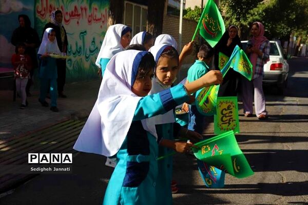 حضور پرشور دهه نودی‌های آباده در برپایی جشن عید غدیر