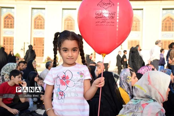 اجتماع بزرگ غدیریون تبریز در سنگ فرش مصلی