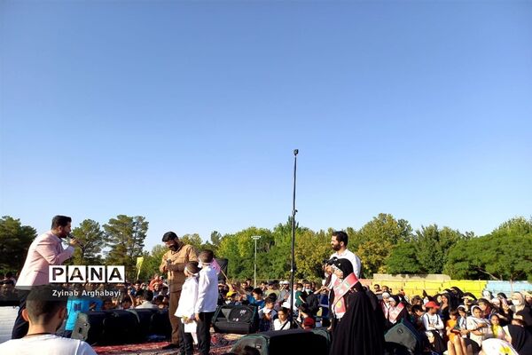 طنین سلام فرمانده در اجتماع غدیریان تربت جام