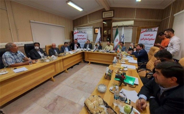 به مشکلات بخش صنعت باید به صورت دقیق، سریع و شفاف رسیدگی شود