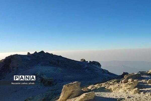 طبیعت زیبای قله دماوند