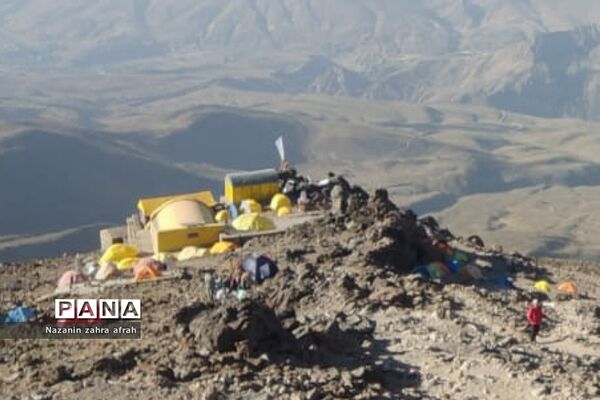 طبیعت زیبای قله دماوند