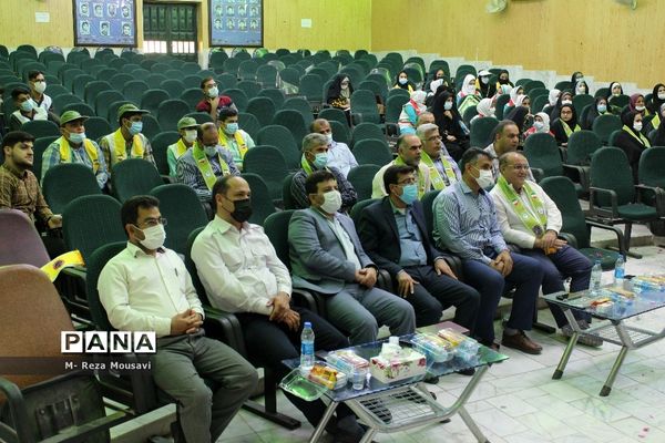 تجلیل از مربیان پیشتاز و فعالان سازمان دانش‌آموزی منطقه شبانکاره