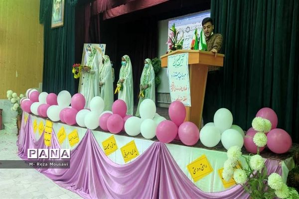 تجلیل از مربیان پیشتاز و فعالان سازمان دانش‌آموزی منطقه شبانکاره