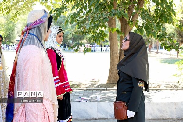 برگزاری کلاس‌ها و دوره‌های آموزشی ویژه دانش‌آموزان عشایر کشور در اردوگاه ثامن الحجج مشهد مقدس