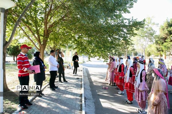 برگزاری کلاس‌ها و دوره‌های آموزشی ویژه دانش‌آموزان عشایر کشور در اردوگاه ثامن الحجج مشهد مقدس