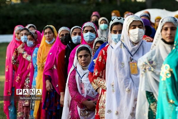 صبحگاه بیست و یکمین اردوی کشوری دانش‌آموزان دختر عشایر