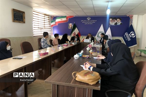 اولین نشست هیات رئیسه مجلس دانش‌آموزی خراسان شمالی