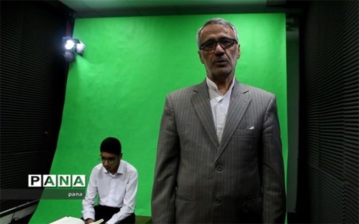 ضبط و تولید محتوای اجراهای ناب دانش‌آموزان در حاشیه مسابقات قرآن، عترت و نماز