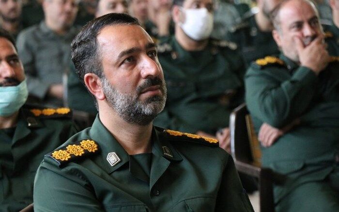 دشمنان انقلاب اسلامی  از درون پوچ و تهی هستند