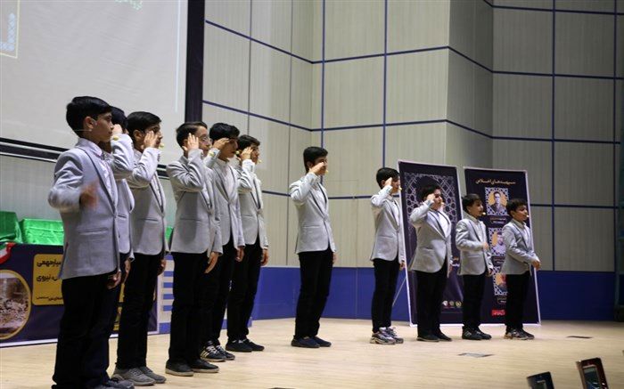 یادواره شهدای نیروی زمینی ارتش در قم برگزار شد