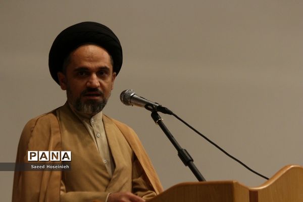 برگزاری همایش مدیران هیات مذهبی و شهدای سادات در قم