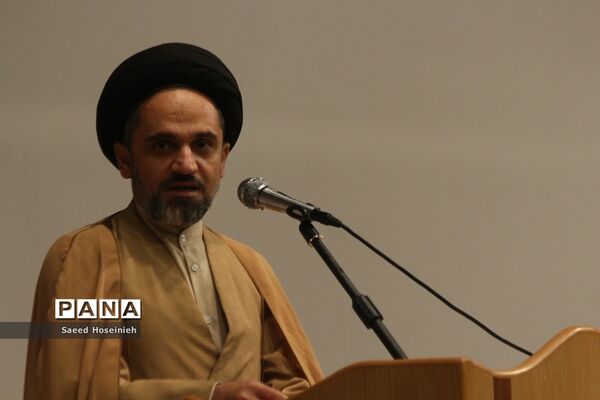 برگزاری همایش مدیران هیات مذهبی و شهدای سادات در قم