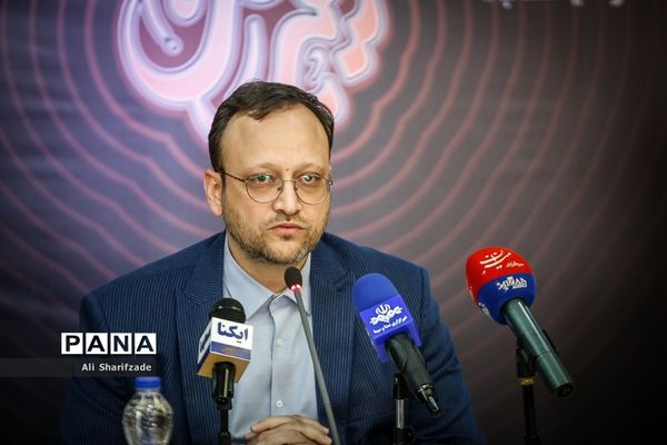 نشست خبری تشریح برنامه‌های بیستمین رویداد عطر سیب