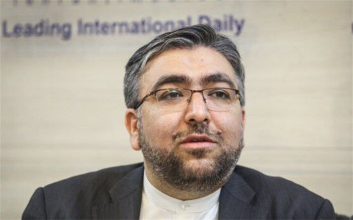 واکنش عموئی به اظهارات روحانی درباره برجام و قانون مجلس