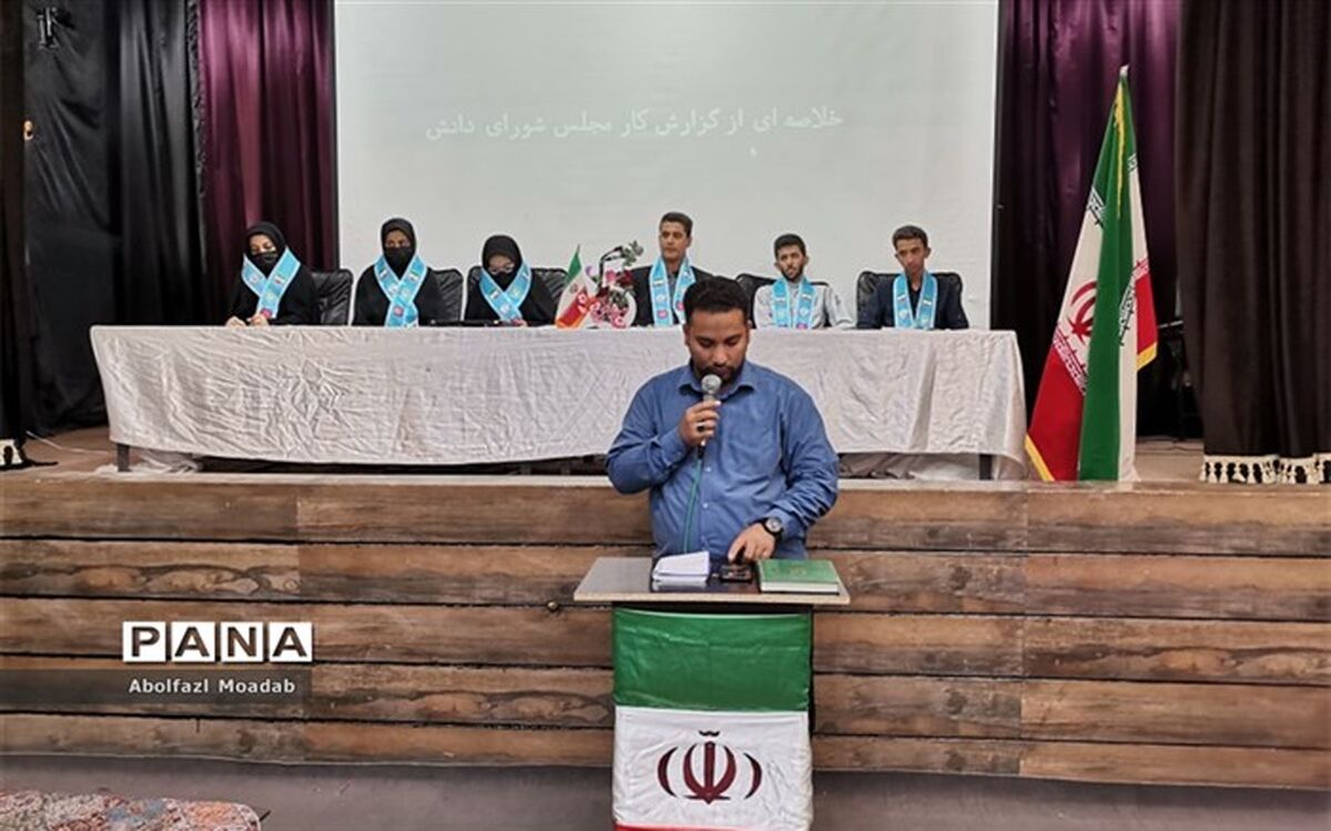 مجلس دانش‌آموزی در کاشمر از موفق‌ترین مجلس‌ها در کشور است