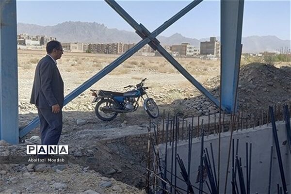 بازدید از پروژه‌های نیم تمام مشارکتی آموزش و پرورش کاشمر