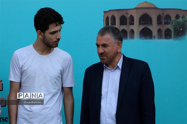 حاشیه چهلمین دوره مسابقات قرآن، عترت و نماز دانش‌آموزان سراسر کشور