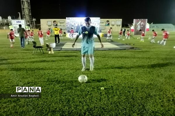 آیین افتتاحیه مسابقات فوتسال فرهنگیان کشور در شیراز