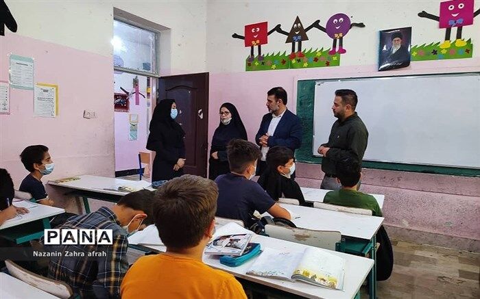 اجرای  طرح تعمیق و تثبیت یادگیری و جبران اُفت تحصیلی در شهرستان شاهین‌شهر/ فیلم