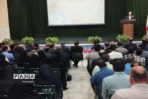 مراسم معارفه سرپرست جدید آموزش و پرورش شهرستان کاشان