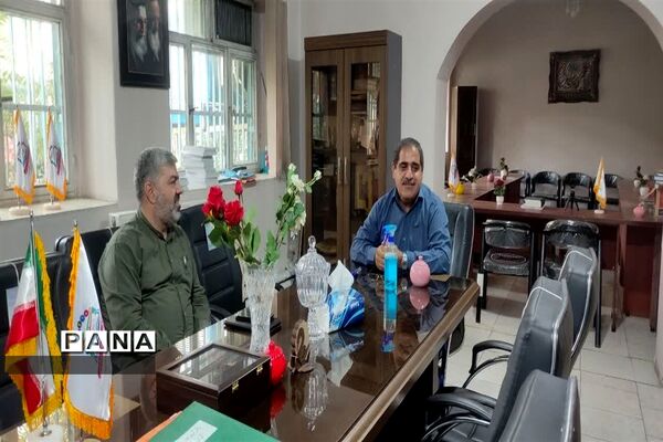 بازدید سرپرست آموزش و پرورش منطقه 11 از روند اجرایی پروژه مهر مدارس