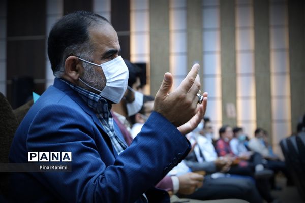 آیین اختتامیه چهلمین دوره مسابقات قرآن، عترت و نماز دانش‌آموزان سراسر کشور