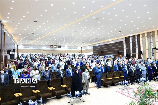 آیین اختتامیه چهلمین دوره مسابقات قرآن، عترت و نماز دانش‌آموزان سراسر کشور