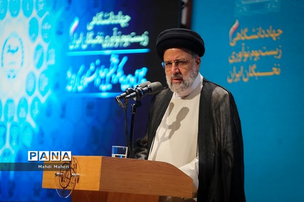 دیدار پژوهشگران و مدیران جهاد دانشگاهی با رئیس‌جمهور