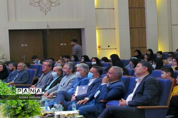 آیین اختتامیه چهلمین جشنواره فرهنگی و هنری دانش آموزان ناحیه۷مشهدمقدس