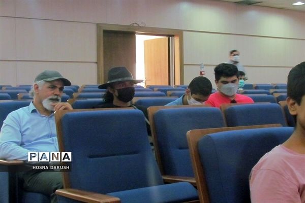 آیین اختتامیه چهلمین جشنواره فرهنگی و هنری دانش آموزان ناحیه۷مشهدمقدس