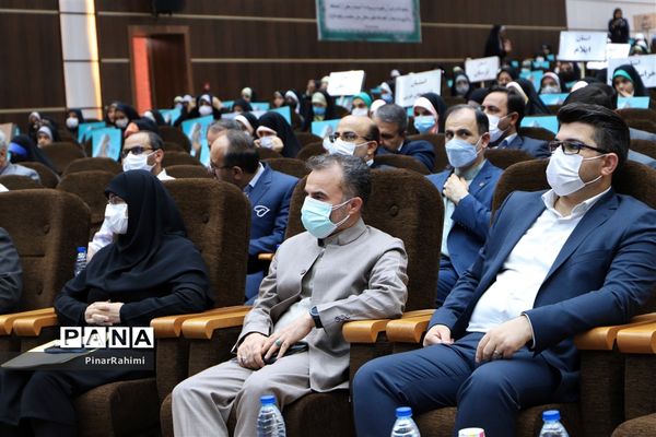 آیین افتتاحیه چهلمین دوره مسابقات قرآن، عترت و نماز دانش‌آموزان سراسر کشور (بخش دختران)