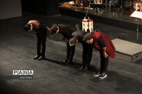 کنسرت گروه موسیقی تلفیقی «هوران»