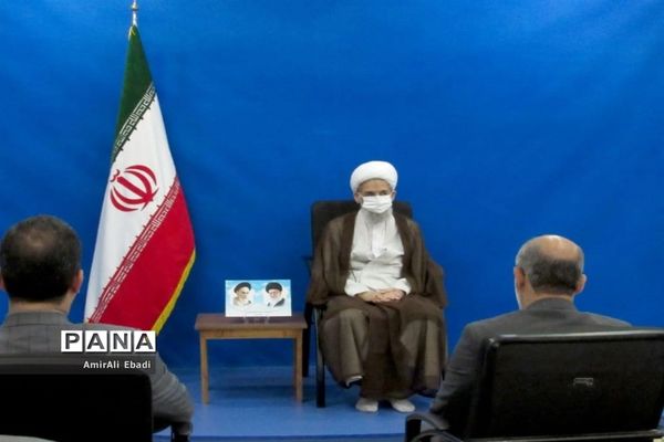 دیدار اعضای ستاد نماز جمعه ساری با نماینده ولی فقیه