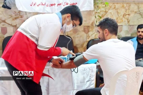 میز خدمت جمعیت هلال احمر ساری