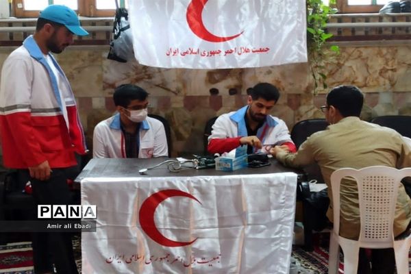 میز خدمت جمعیت هلال احمر ساری