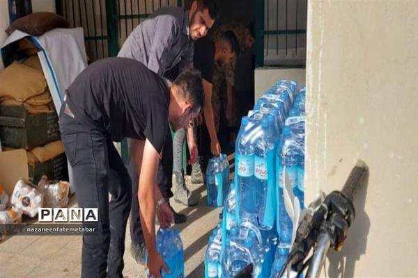 کمک به سیل‌زدگان توسط مردم جهادگر فیروزکوه