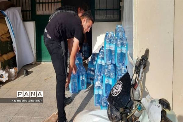 کمک به سیل‌زدگان توسط مردم جهادگر فیروزکوه