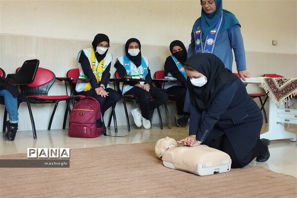 برگزاری اردوی مهارتی ویژه دانش‌آموزان دختر پیشتاز در استان اصفهان