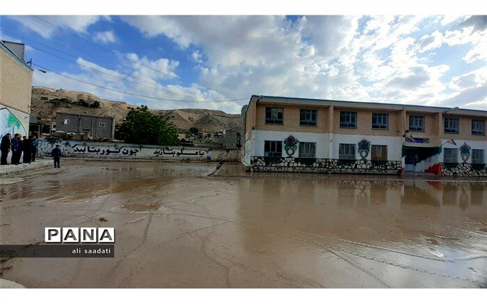 بازدید مدیر آموزش و پرورش کلات از مدارس سیل‌زده شهرستان