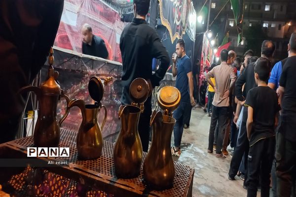 شورو شوق حسینی در کوچه پس کوچه‌های مشهد