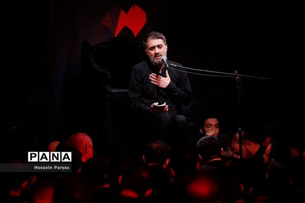 عزاداری شب سوم محرم در امام‌زاده صالح(ع)