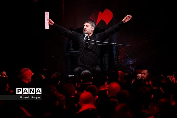 عزاداری شب سوم محرم در امام‌زاده صالح(ع)