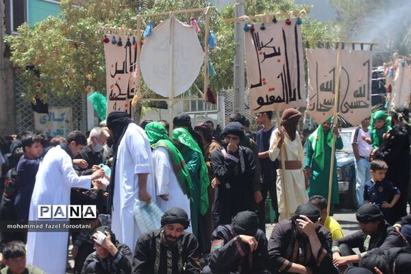 حرکت کاروان نمادین نینوا در بیرجند