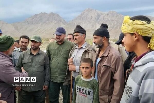 بازدید هوایی استاندار تهران از عشایر سیل‌زده  دشت لار رودهن
